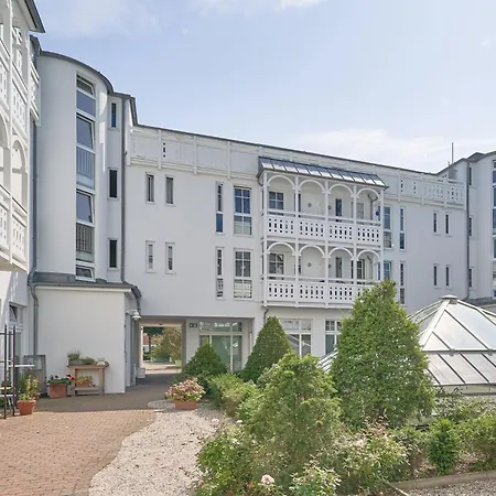 660, Seepark Зеллин