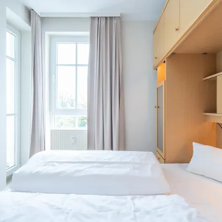 660, Seepark Apartment